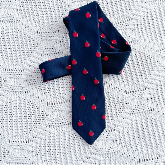 Culwell & Son Navy Blue with Apples Men’s Necktie - Picture 10 of 12